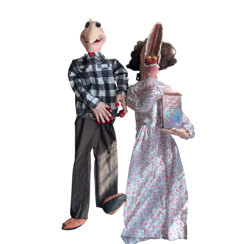 Beetlejuice Barbara & Adam Life Sized Hanging Spirit Halloween Decor